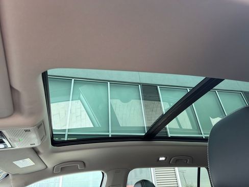 Certified 2024 Volkswagen Atlas SEL image 24