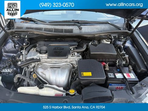 Used 2014 Toyota Camry XLE w/ Convenience Package image 14