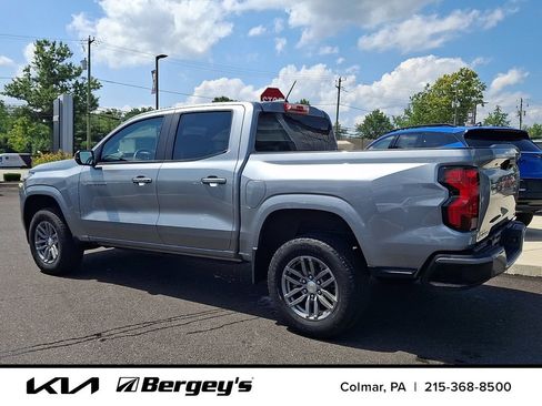 Used 2023 Chevrolet Colorado LT RWD image 8
