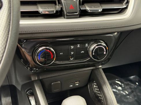 Used 2025 Chevrolet TrailBlazer LT image 15