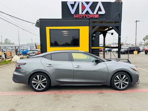 Used 2019 Nissan Maxima 3.5 S w/ Floor Mat Group FWD image 8