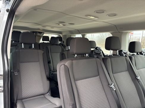 Used 2024 Ford Transit 350 XLT image 7