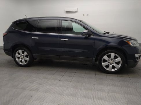 Used 2017 Chevrolet Traverse LT w/ Style and Technology Package AWD/4WD image 11