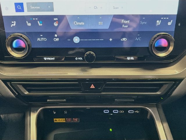 Certified 2024 Lexus TX 350 AWD w/ Captains Chair Package image 21