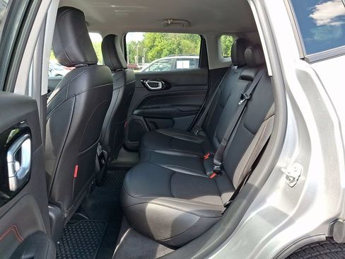 Used 2022 Jeep Compass Trailhawk AWD/4WD image 11