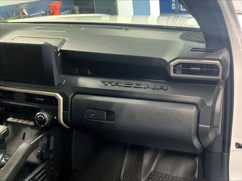 Used 2025 Toyota Tacoma SR RWD image 13