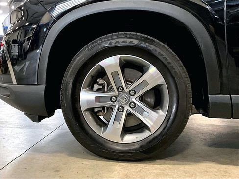 Used 2025 Honda Pilot EX-L image 7
