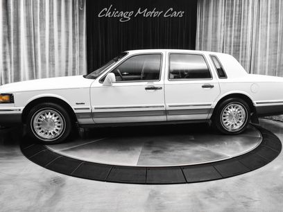 Used 1997 Lincoln Town Car Signature