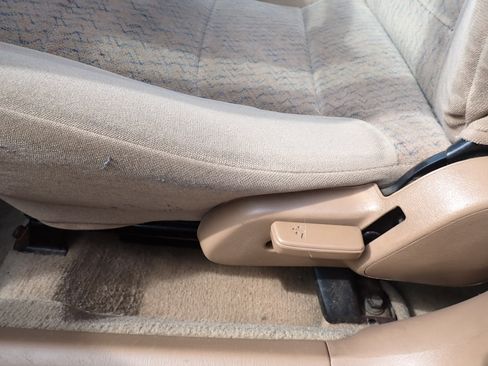 Used 1997 Ford Escort LX image 34