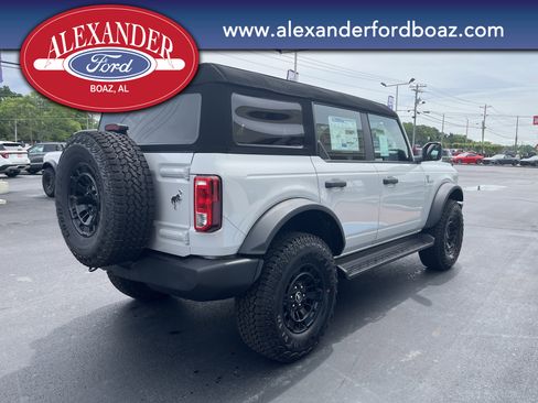 New 2026 Ford Bronco 4-Door AWD/4WD image 4