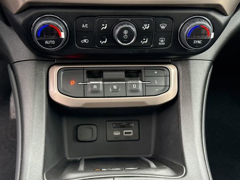 Certified 2023 GMC Acadia Denali image 24