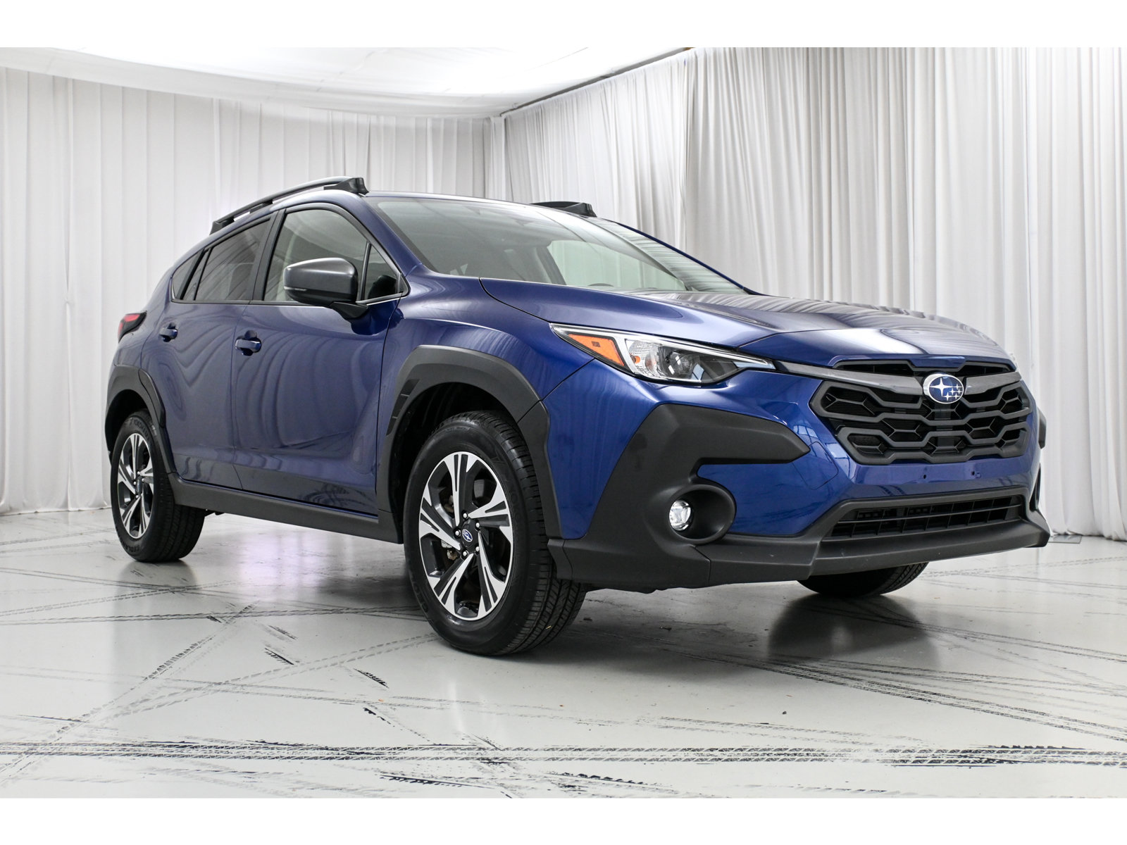 Used 2025 Subaru Crosstrek 2.5i Premium AWD/4WD image 2
