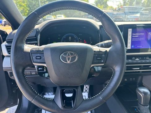 Used 2025 Toyota Camry SE w/ Convenience Package AWD/4WD image 26