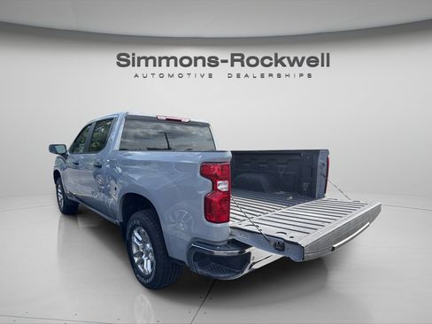 Used 2024 Chevrolet Silverado 1500 W/T w/ WT Value Package AWD/4WD image 3