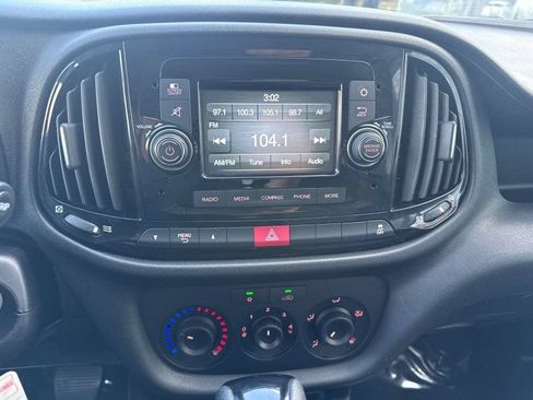Used 2017 RAM ProMaster City Tradesman w/ Rear Back-up Camera Group FWD image 23