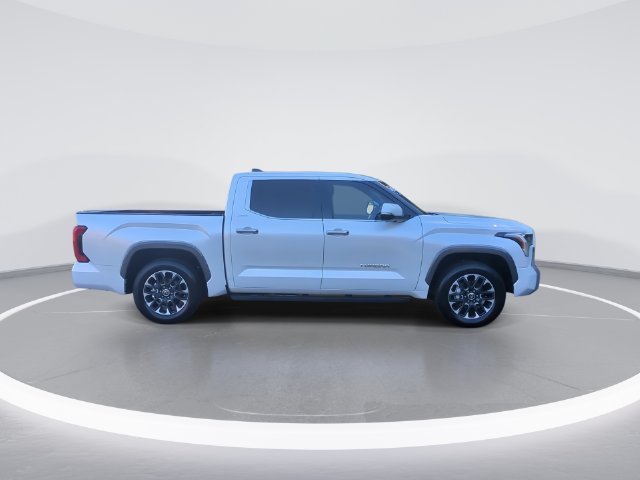 Used 2023 Toyota Tundra Limited AWD/4WD image 9