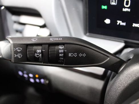 New 2026 GMC Terrain AT4 w/ Convenience Package III AWD/4WD image 36