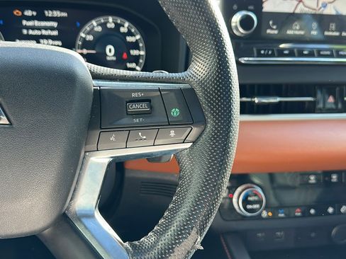 Used 2022 Mitsubishi Outlander SEL image 18