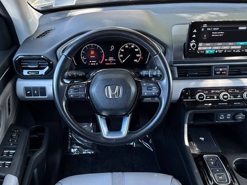 Used 2023 Honda Pilot EX-L image 16