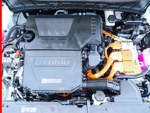 Certified 2025 Kia Niro EX FWD image 29