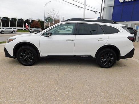 Used 2022 Subaru Outback Onyx Edition XT image 11