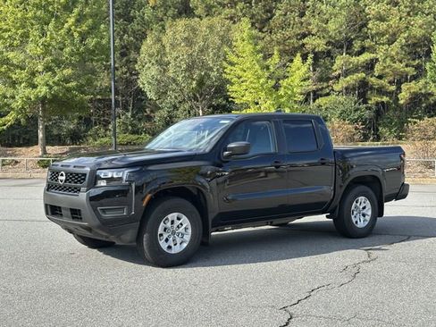 New 2026 Nissan Frontier S image 3