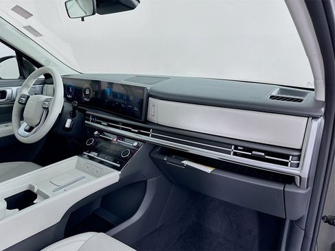 Used 2024 Hyundai Santa Fe SEL image 30