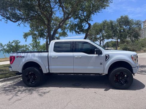 Used 2022 Ford F150 XLT w/ Equipment Group 302A High AWD/4WD image 18