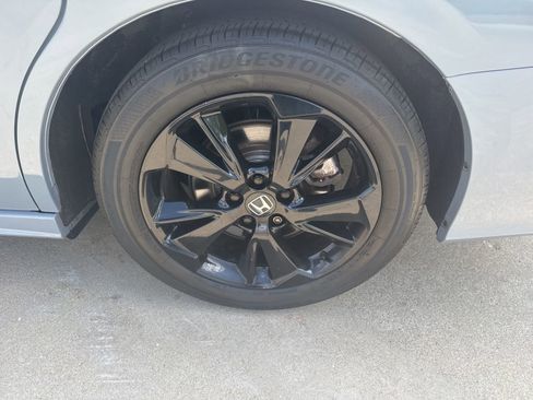 Used 2023 Honda Odyssey Sport image 11