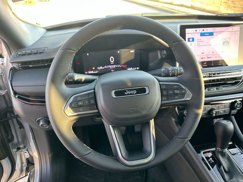 New 2026 Jeep Compass Limited w/ Sun, Sound & Navigation Group image 14