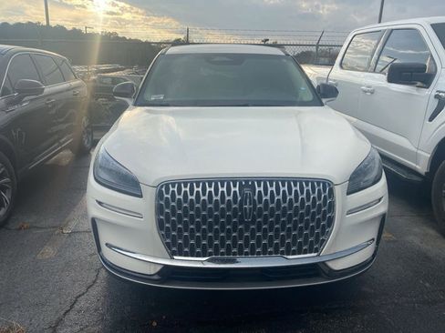 Used 2025 Lincoln Corsair FWD image 1