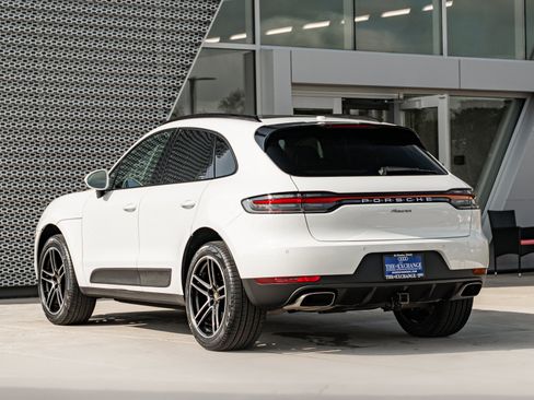 Used 2019 Porsche Macan AWD/4WD image 5