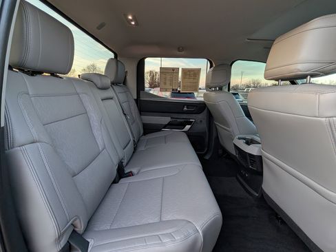 Used 2023 Toyota Tundra Limited image 27