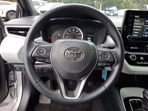 Used 2022 Toyota Corolla SE image 18