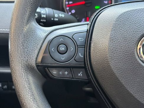 Used 2019 Toyota RAV4 XLE w/ Carpet Mat Package FWD image 26