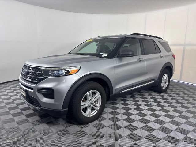 Used 2020 Ford Explorer XLT AWD/4WD image 33