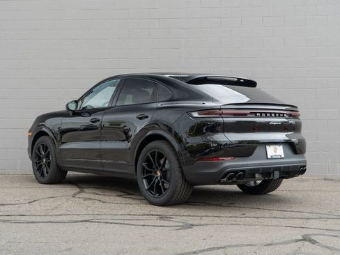 New 2026 Porsche Cayenne Coupe image 3