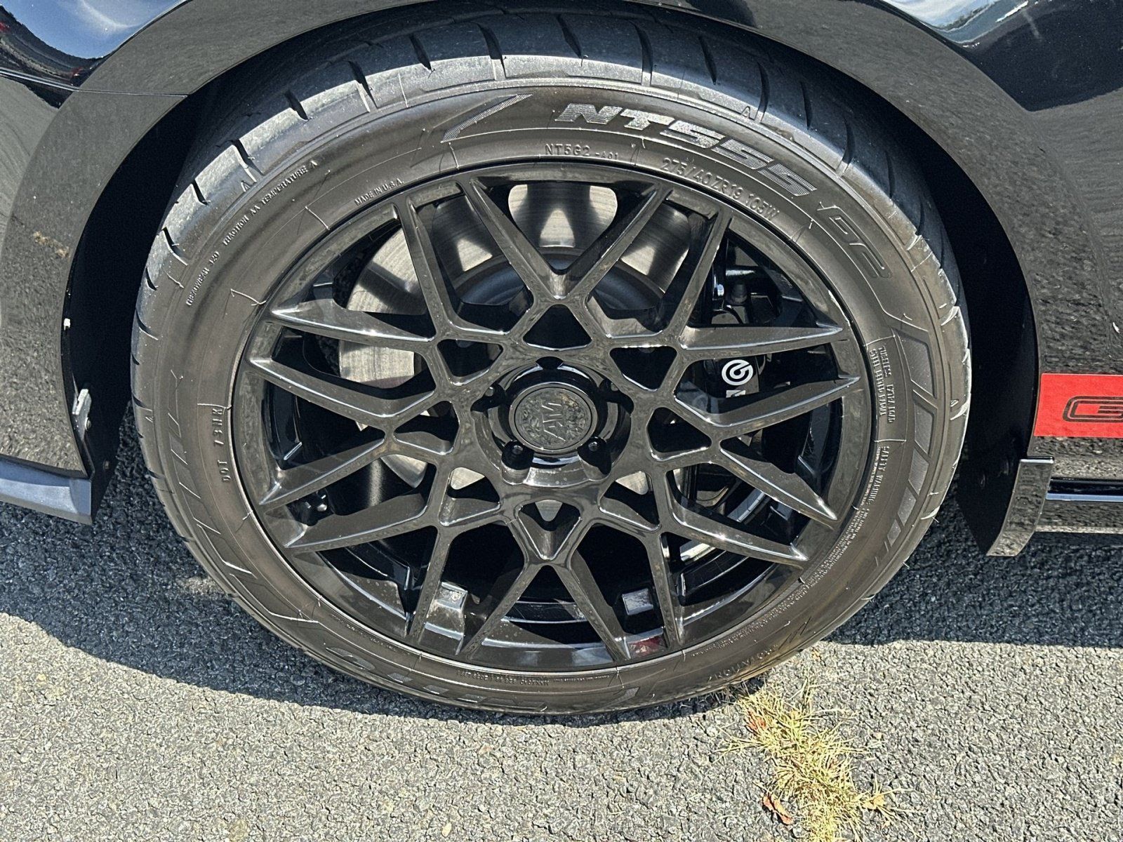 Used 2013 Ford Mustang Shelby GT500 RWD image 13