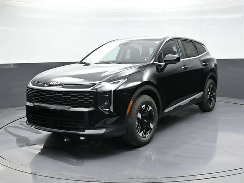 New 2026 Kia Sportage LX AWD/4WD image 4