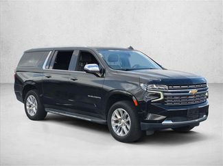 Used 2022 Chevrolet Suburban Premier RWD video 3