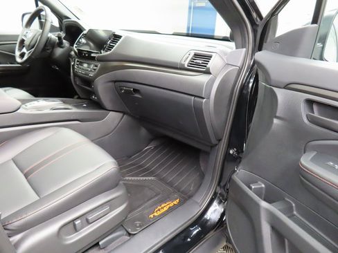 Used 2025 Honda Ridgeline TrailSport image 27