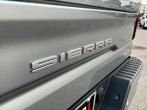Used 2024 GMC Sierra 1500 SLT image 31