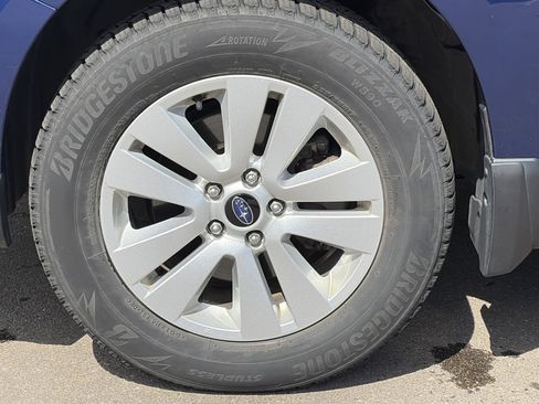 Used 2017 Subaru Outback 2.5i Premium AWD/4WD image 27