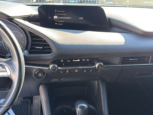 Used 2020 MAZDA MAZDA3 AWD Hatchback w/ Premium Pkg image 21