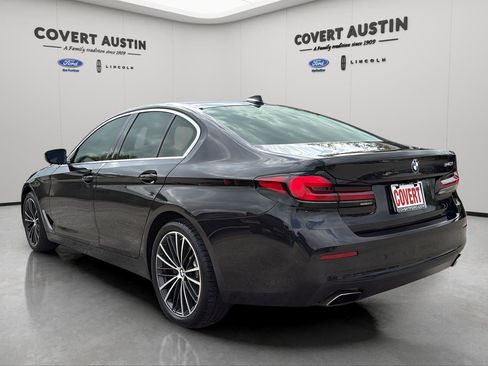 Used 2022 BMW 540i w/ Executive Package image 3