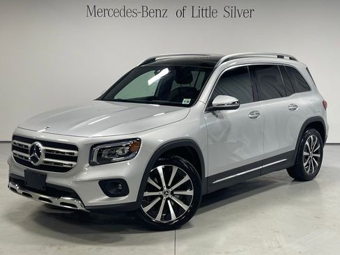 Certified 2022 Mercedes-Benz GLB 250 4MATIC image 1