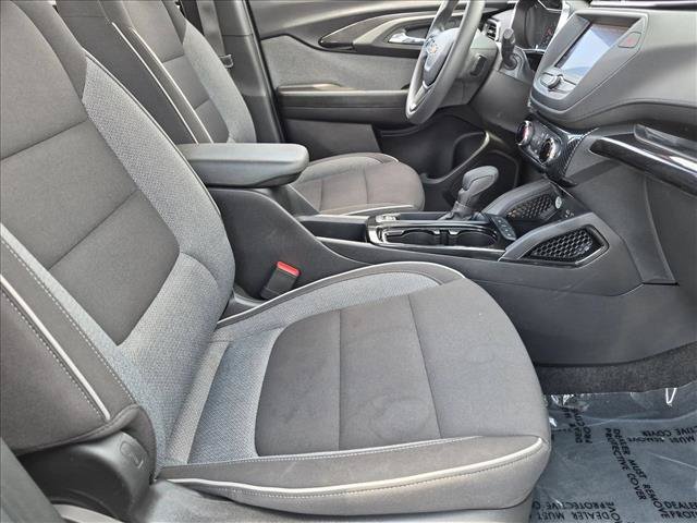 Used 2023 Chevrolet TrailBlazer LT FWD image 18