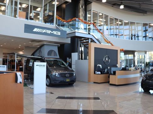 Used 2020 Tesla Model Y Performance AWD/4WD image 3