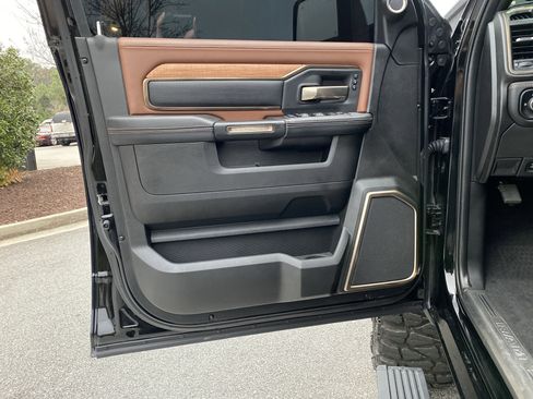 Used 2023 RAM 2500 Limited image 25