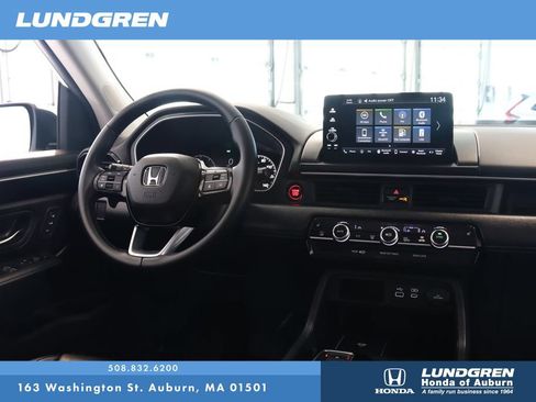 Used 2025 Honda Pilot EX-L image 4